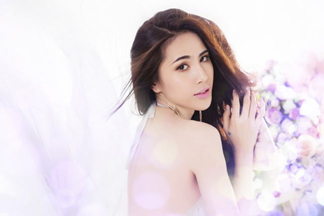 Thủy Tiên - một trong những nữ ca sỹ sexy nhất của Vbiz